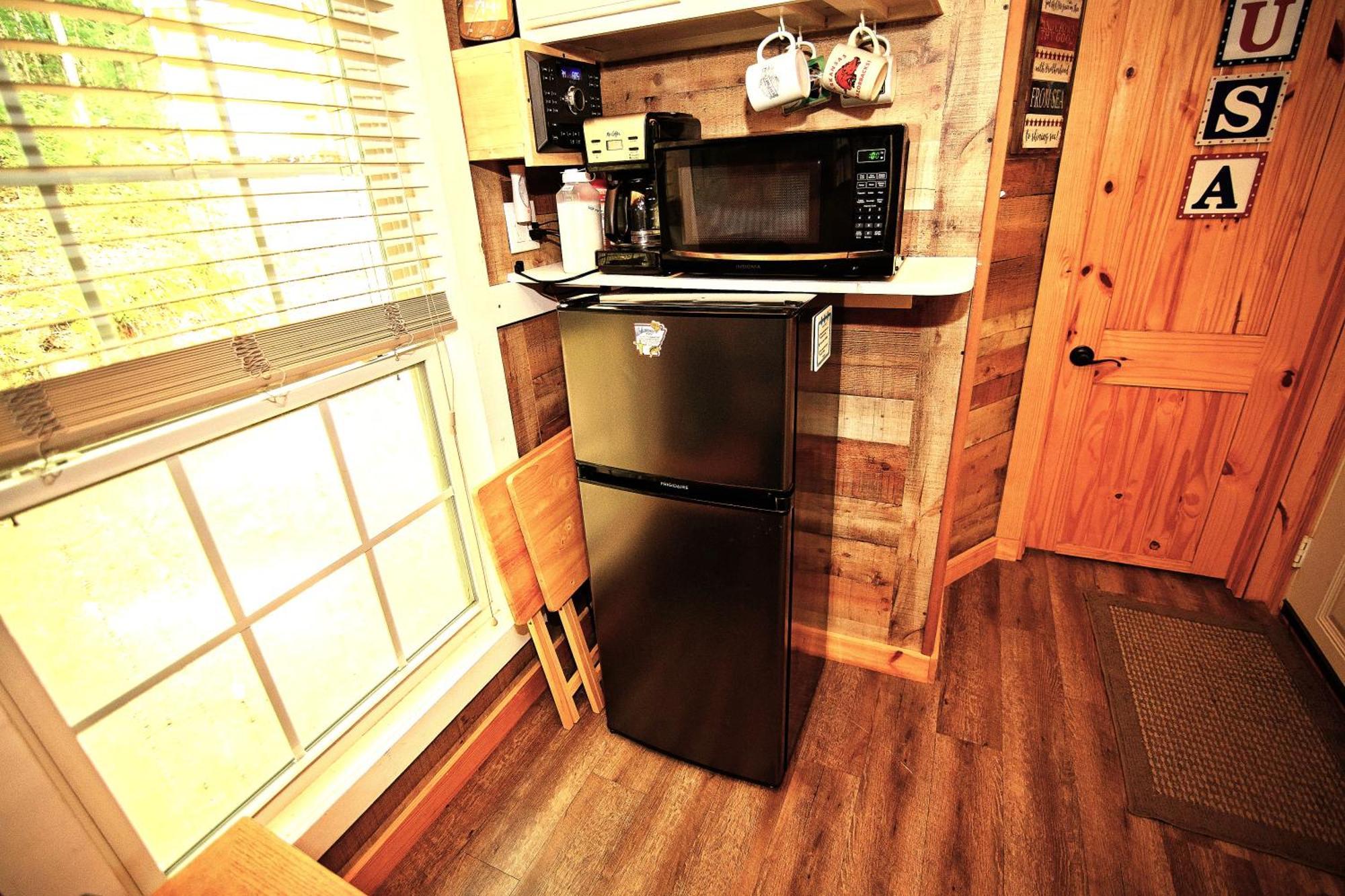 The Americana - Parker Creek Bend Cabins Murfreesboro Eksteriør billede