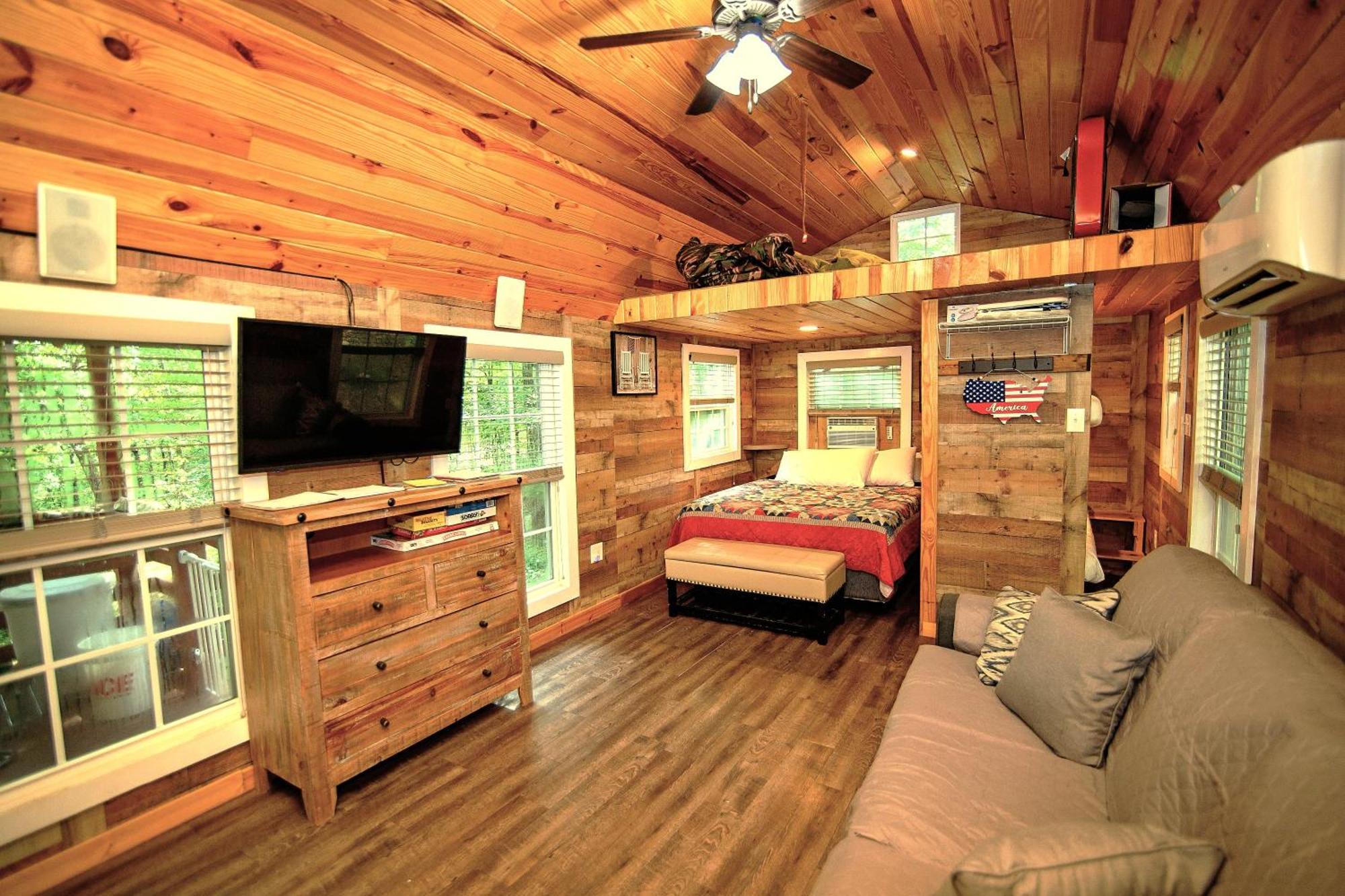 The Americana - Parker Creek Bend Cabins Murfreesboro Eksteriør billede