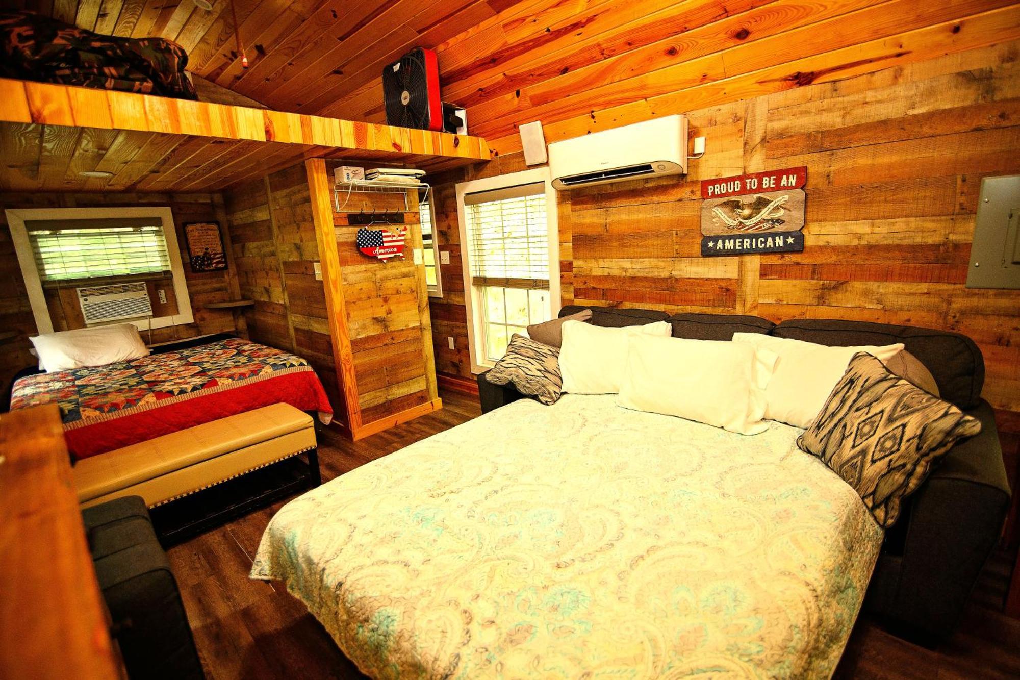 The Americana - Parker Creek Bend Cabins Murfreesboro Eksteriør billede